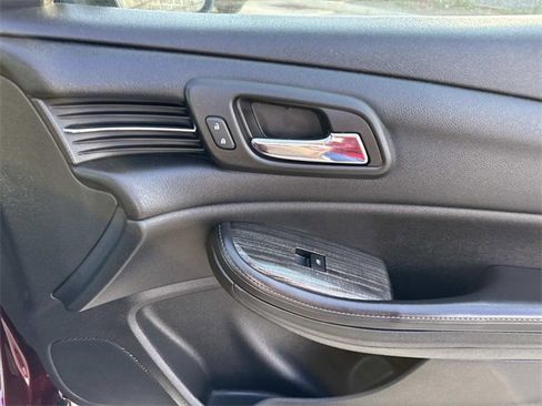 Used 2015 Chevrolet Malibu LT w/ Power Convenience Package image 14