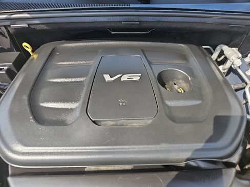 Used 2018 Jeep Grand Cherokee Altitude AWD/4WD image 37