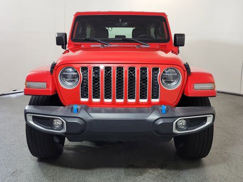 Used 2022 Jeep Wrangler Unlimited Sahara w/ Cold Weather Group AWD/4WD image 2