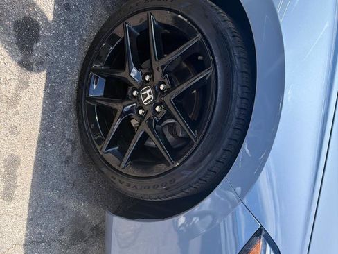 Used 2024 Honda Civic Sport image 4