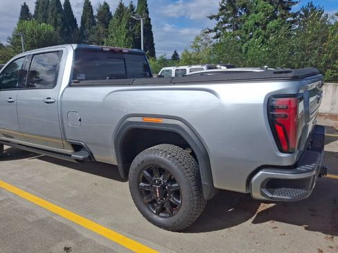 Certified 2024 GMC Sierra 3500 AT4 w/ AT4 Premium Plus Package AWD/4WD image 6