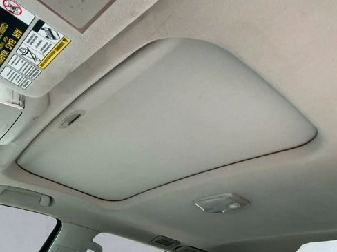 Used 2016 Toyota Sequoia SR5 image 24