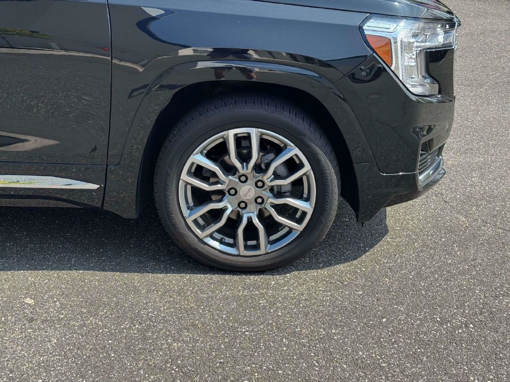 Used 2022 GMC Terrain Denali w/ LPO, 'HIT The Road' Package AWD/4WD image 10