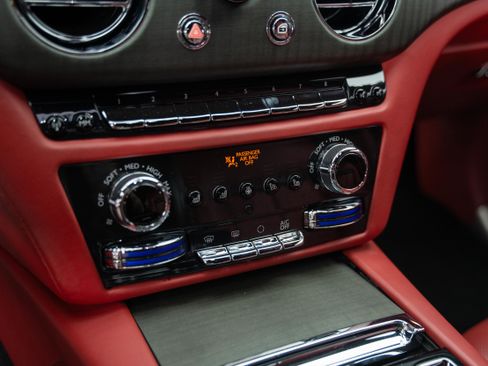 Used 2021 Rolls-Royce Ghost AWD/4WD image 57