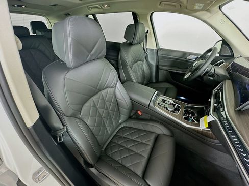 New 2027 BMW X7 xDrive40i w/ Premium Package AWD/4WD image 44