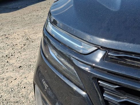 Used 2024 Chevrolet Equinox RS AWD/4WD image 35