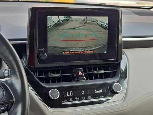 Certified 2023 Toyota Corolla Cross LE AWD/4WD image 21