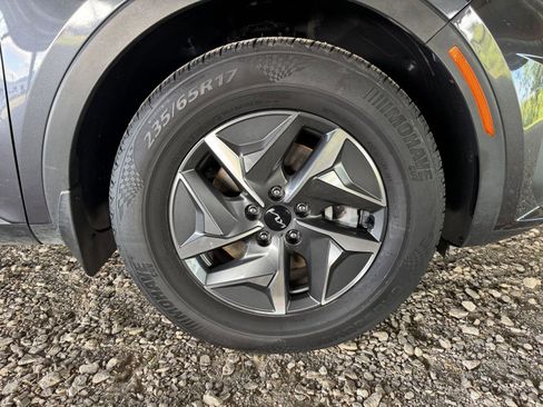 Used 2022 Kia Sorento S AWD/4WD image 50
