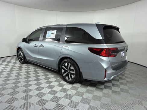 New 2026 Honda Odyssey EX-L image 3