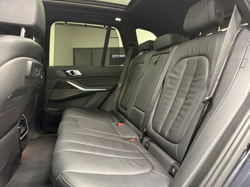 Used 2020 BMW X5 sDrive40i w/ M Sport Package RWD image 18