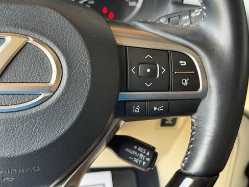 Used 2022 Lexus GX 460 Luxury w/ Accessory Package AWD/4WD image 25