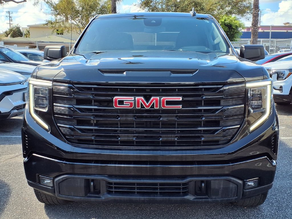Used 2024 GMC Sierra 1500 Elevation AWD/4WD image 2