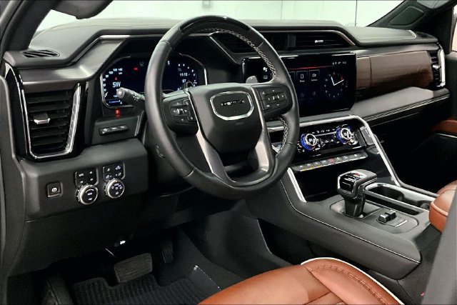 Used 2024 GMC Sierra 1500 Denali Ultimate AWD/4WD image 17