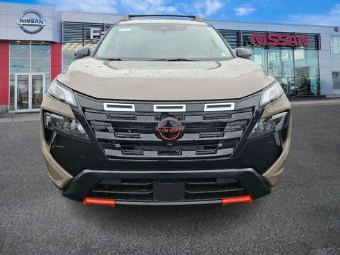 New 2026 Nissan Rogue SV AWD/4WD image 2