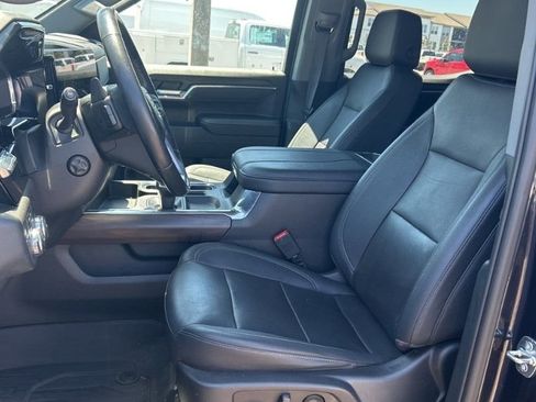 Used 2023 GMC Sierra 1500 SLT w/ SLT Premium Package image 9