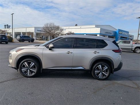 Used 2021 Nissan Rogue SL image 6