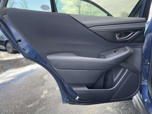 Used 2020 Subaru Outback Premium image 2