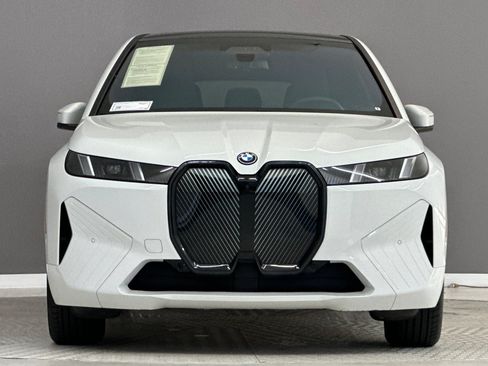 Used 2026 BMW iX xDrive60 AWD/4WD image 6