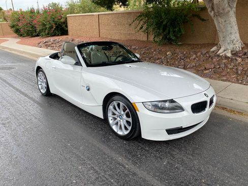 Used 2008 BMW Z4 3.0i RWD image 45