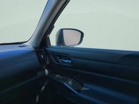 Certified 2022 Nissan Pathfinder SV w/ SV Premium Package AWD/4WD image 13