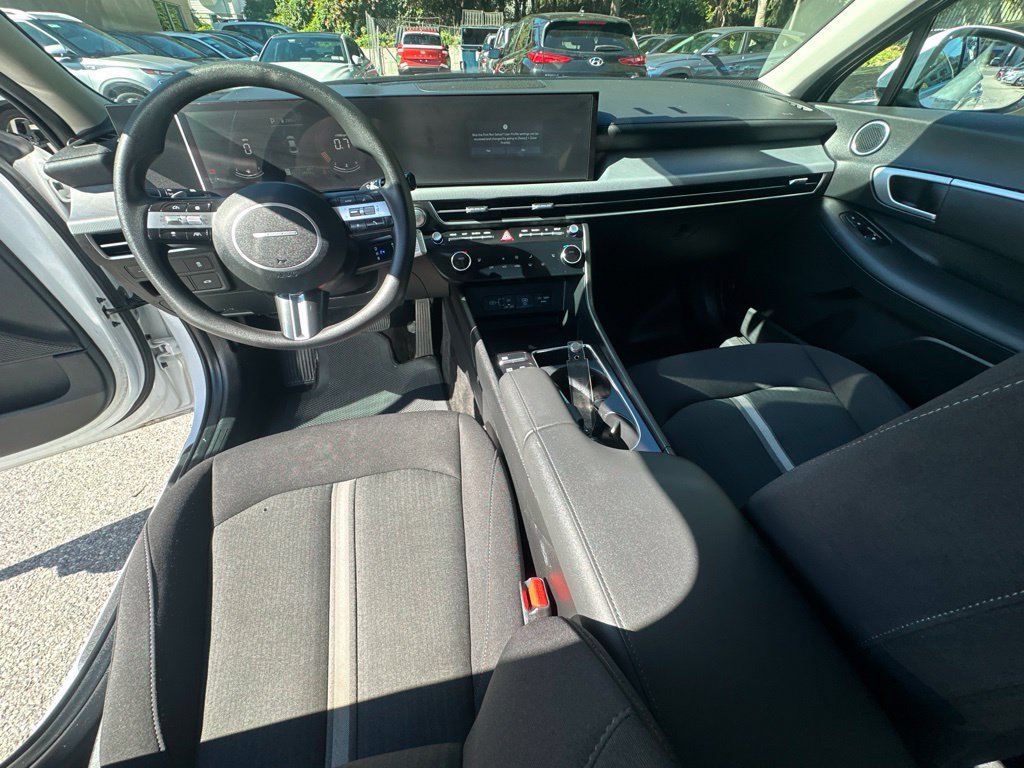 Used 2025 Hyundai Sonata SEL AWD/4WD image 25