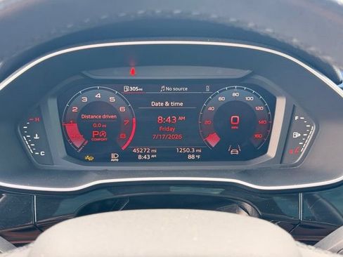 Used 2025 Audi Q3 2.0T Premium AWD/4WD image 28