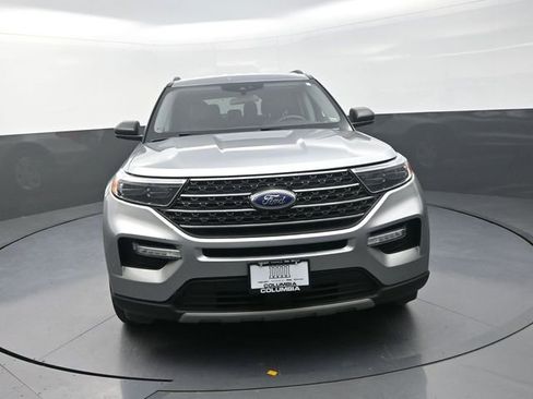 Used 2024 Ford Explorer XLT w/ Equipment Group 202A AWD/4WD image 4