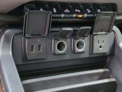 Used 2016 GMC Sierra 1500 Denali image 32