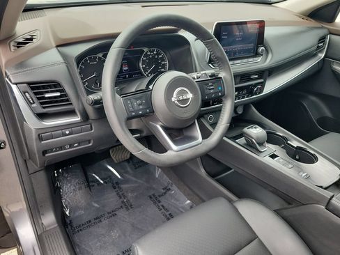 Certified 2023 Nissan Rogue SV w/ SV Premium B Package FWD image 21