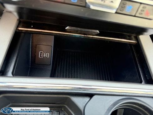 Used 2022 Ford F250 Lariat w/ Chrome Package image 22