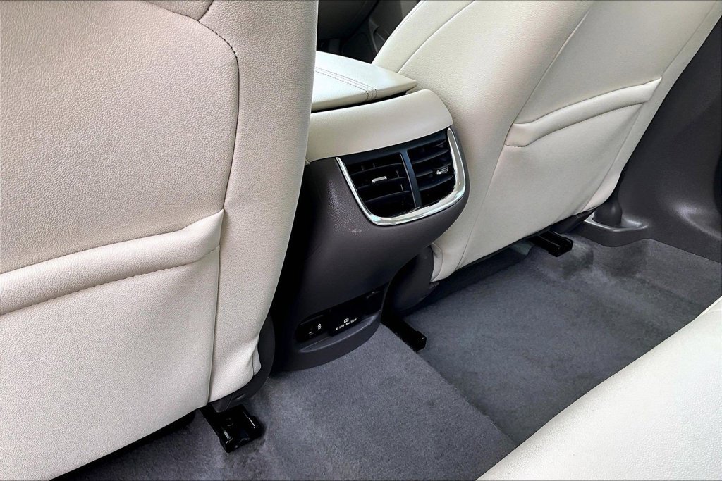 Used 2024 Chevrolet Malibu LT FWD image 10