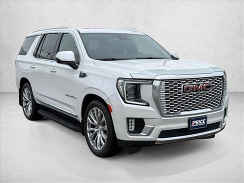 Used 2024 GMC Yukon Denali w/ Advanced Technology Package AWD/4WD image 8