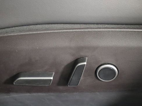 Used 2022 Tesla Model 3 image 19