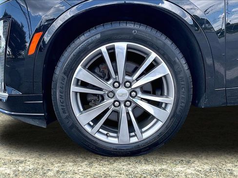 Used 2021 Cadillac XT6 Premium Luxury AWD/4WD image 34