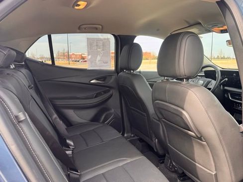 Used 2024 Buick Encore GX Avenir w/ Avenir Technology Package image 25