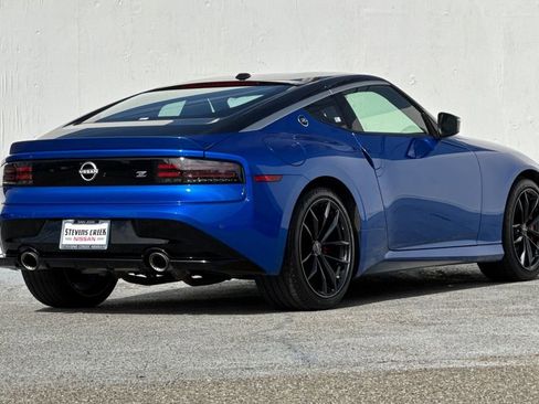 Used 2024 Nissan Z Performance w/ Floor Mat Package image 3