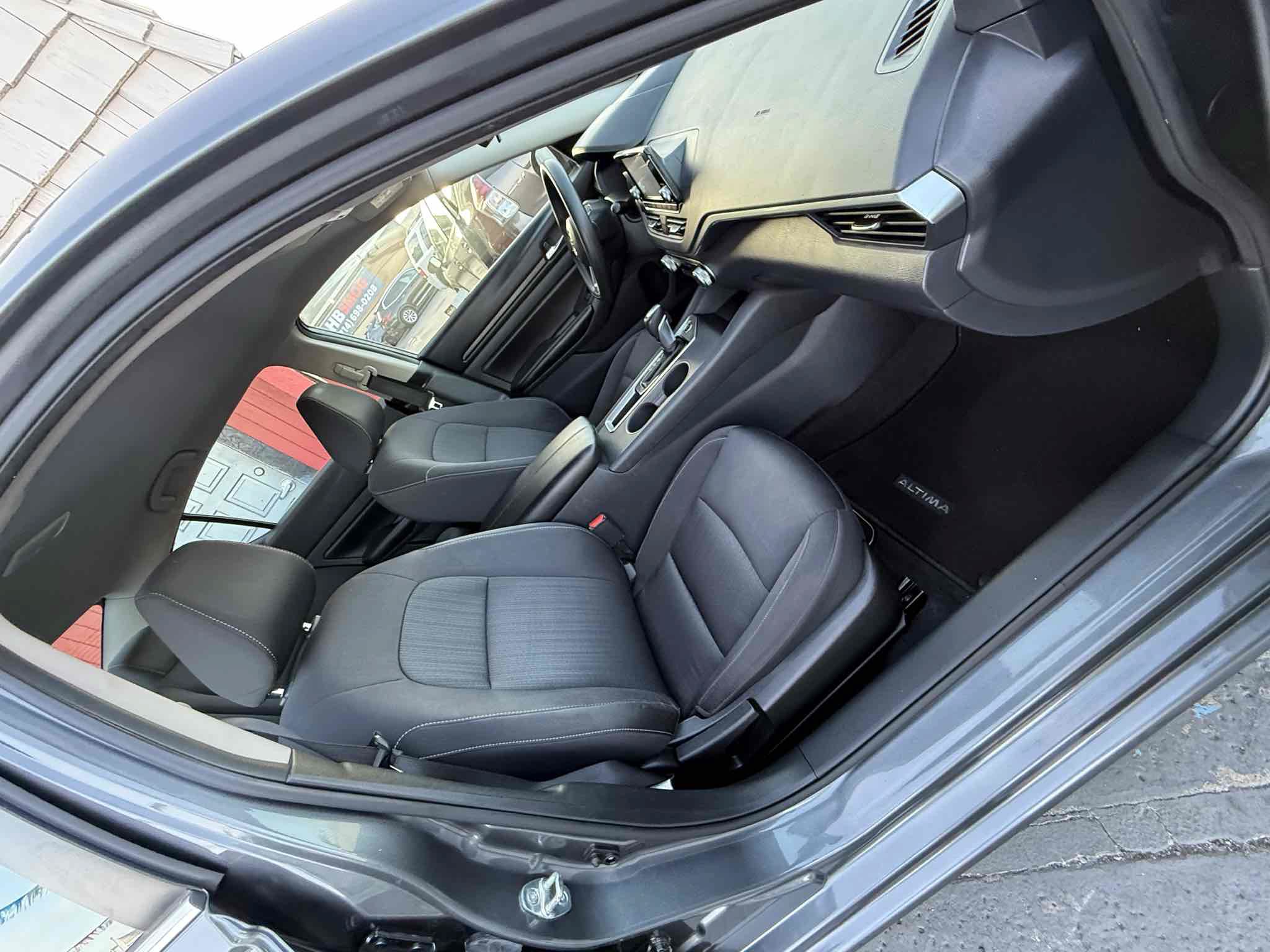 Used 2022 Nissan Altima 2.5 S FWD image 43