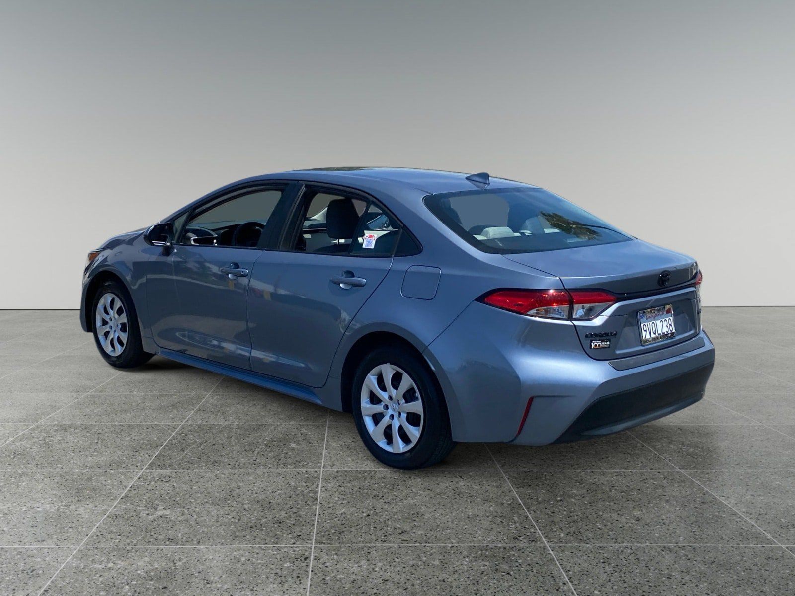Used 2026 Toyota Corolla LE FWD image 3