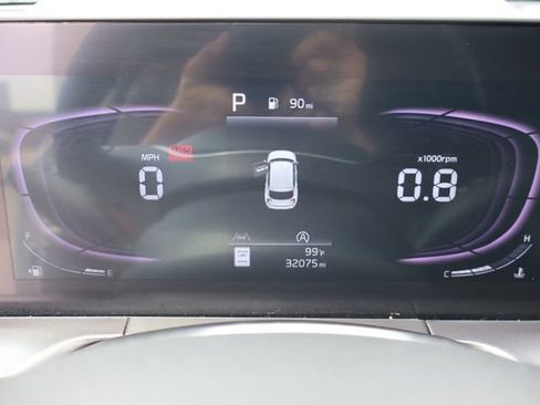 Used 2025 Kia Telluride S FWD image 16