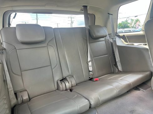 Used 2015 Chevrolet Tahoe LTZ RWD image 17