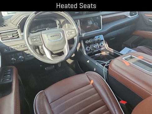 Used 2024 GMC Yukon XL Denali Ultimate AWD/4WD image 13