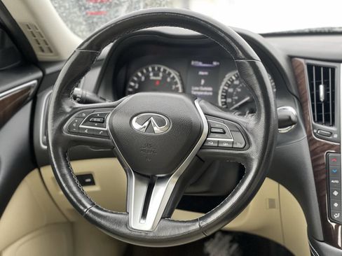 Used 2018 INFINITI Q50 Luxe w/ Essential Package (3.0T Luxe) image 23