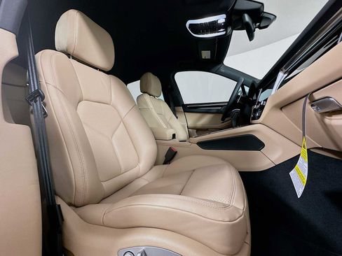 New 2026 Porsche Macan S image 28