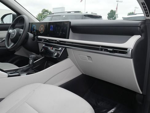 Used 2025 Hyundai Tucson SEL FWD image 22