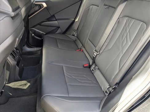 Used 2025 BMW X3 xDrive30i w/ Convenience Package image 15