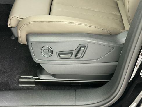 New 2025 Audi Q5 Premium Plus image 14