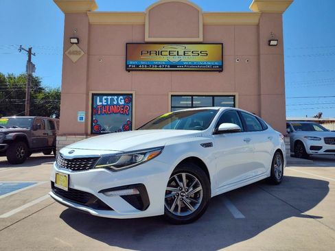 Used 2019 Kia Optima LX FWD image 1