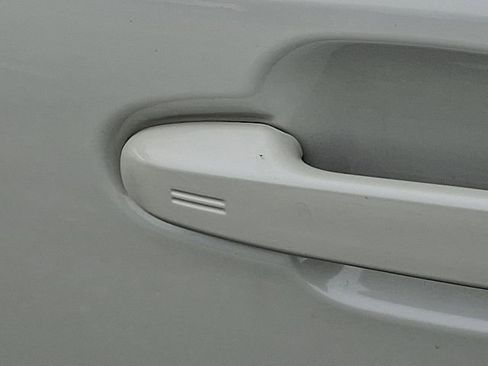 Used 2025 Subaru Crosstrek 2.0i Premium image 25