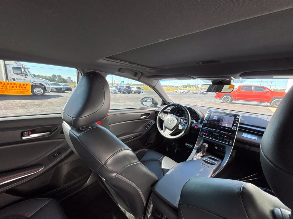 Used 2020 Toyota Avalon TRD FWD image 30
