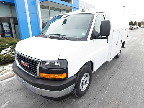 New 2025 GMC Savana 3500 Van 139 w/ Power Convenience Package image 3